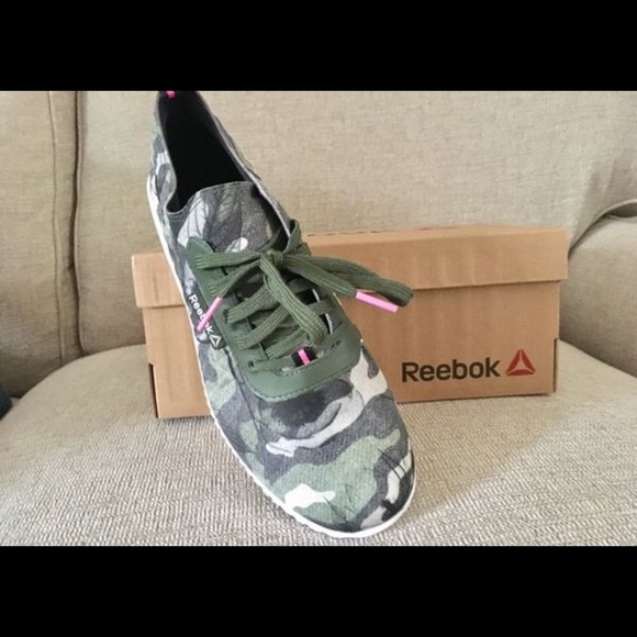 COPY - Reebok Revolution - Picture 6 of 8